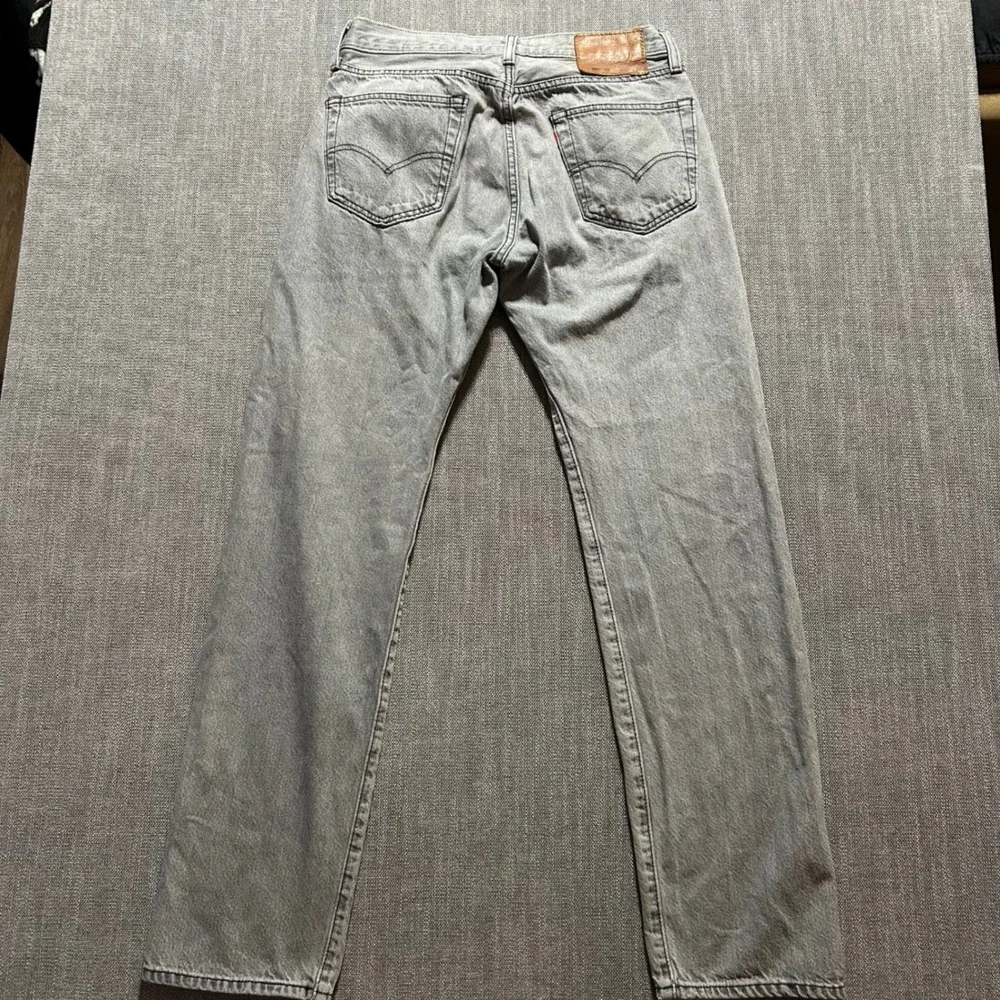 Levi's 501 '93 Jeans Men 30x32 Grey Straight Leg Button Fly Denim Pants